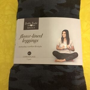 ❤️ NWT Britts Knits Leggings Womens M/L  Fleece Lined Black Gray Camo